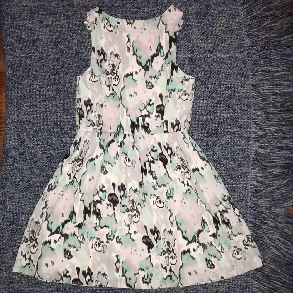 Mini Dress - Picture 2 of 7